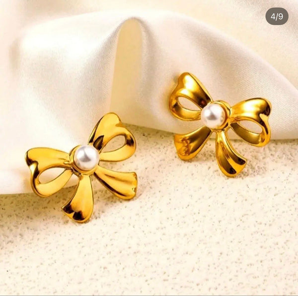 Gold Bow Pearl Stud Earrings